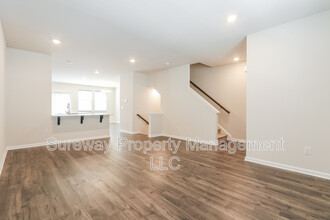 4 Naples Ln in Mount Laurel, NJ - Building Photo - Building Photo