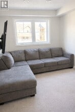 93 Tabaret Cres in Oshawa, ON - Building Photo - Building Photo