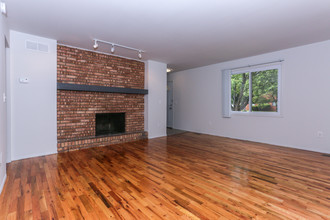 Amber's Starr Townhouses in Royal Oak, MI - Foto de edificio - Interior Photo