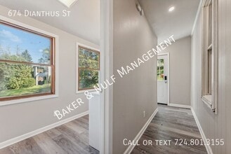 674 Dianthus St in Irwin, PA - Building Photo - Building Photo
