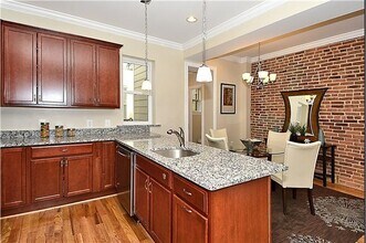 21 Rhode Island Ave NW in Washington, DC - Building Photo - Building Photo