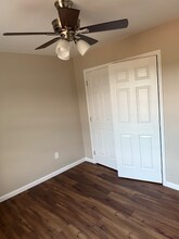 105 Wells Dr in Russellville, KY - Building Photo - Building Photo