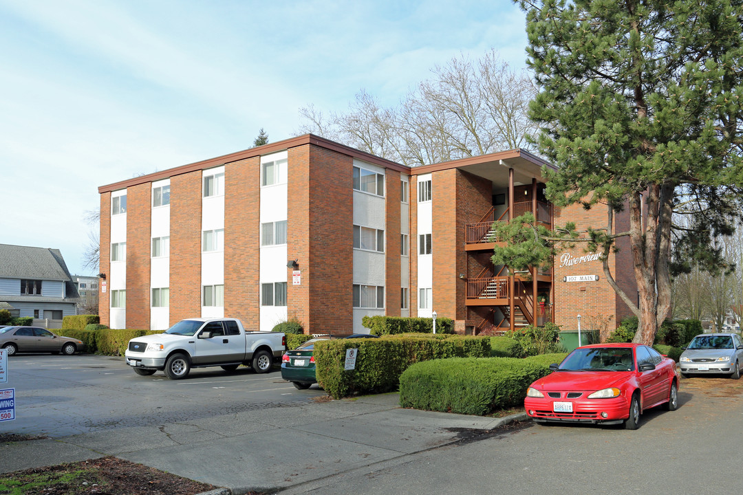 Riverview Apartments in Renton, WA - Foto de edificio