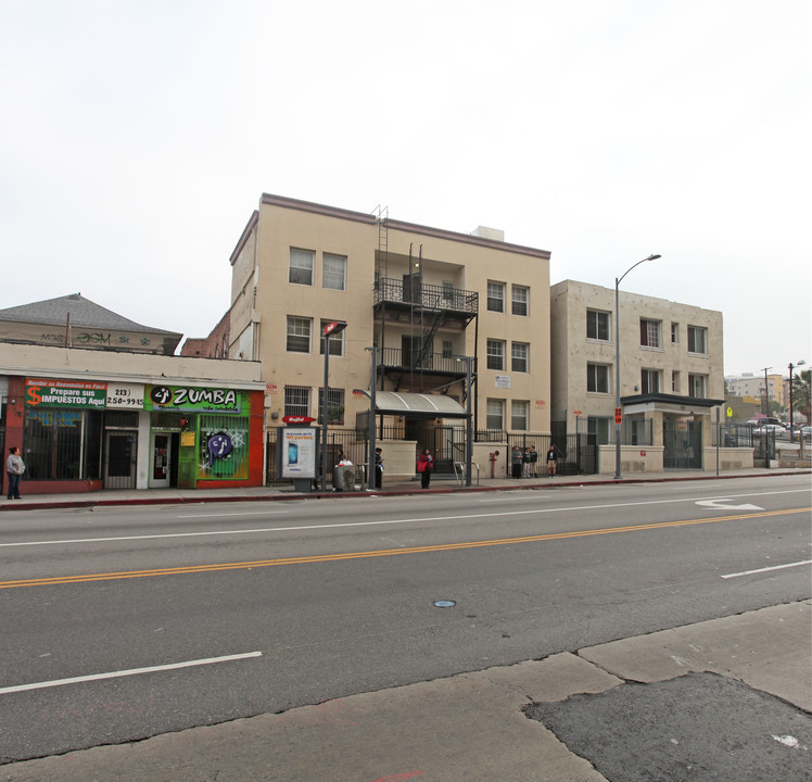 1249 W 6th St in Los Angeles, CA - Foto de edificio