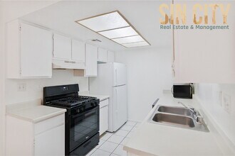 405 N Lamb Blvd in Las Vegas, NV - Building Photo - Building Photo