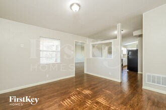 6127 Bright Valley Dr in San Antonio, TX - Building Photo - Building Photo