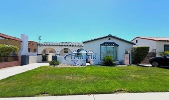 2916 W 79th St in Inglewood, CA - Building Photo