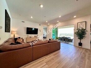 29467 Camino Saguaro in Santa Clarita, CA - Building Photo - Building Photo