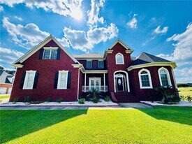 262 Citadel Ct in Raeford, NC - Building Photo