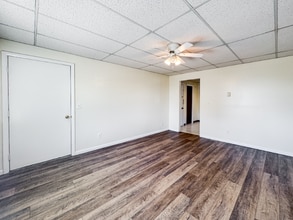 301 N Julian St in Ebensburg, PA - Building Photo - Building Photo