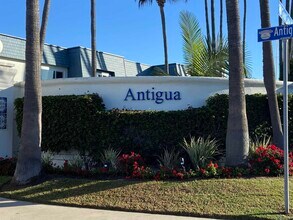 4 Antigua Ct in Coronado, CA - Building Photo - Building Photo