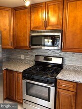 14210 Autumn Cir in Centreville, VA - Building Photo - Building Photo