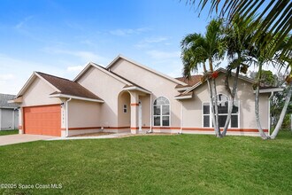 1721 SW Whipple Ave in Port St. Lucie, FL - Building Photo - Building Photo