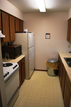 Beadle Plaza Apartments in Sioux Falls, SD - Building Photo - Building Photo