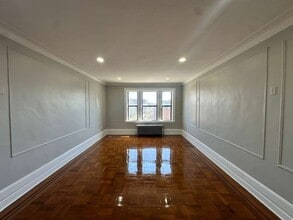 The Renaissance in East Orange, NJ - Foto de edificio - Interior Photo