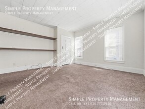 615 Mc Reynolds Ave NW in Grand Rapids, MI - Building Photo - Building Photo