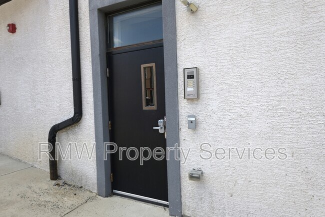 property at 4000 W Girard Ave