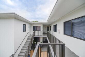 700 SW 11th Ave, Unit FL1-ID1022474P in Miami, FL - Building Photo - Building Photo