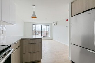 22 Soden St, Unit 307 in Cambridge, MA - Building Photo - Building Photo