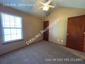 2324 NW 160th Pl in Edmond, OK - Building Photo - Building Photo