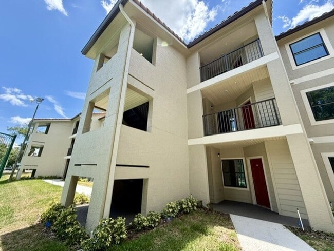 property at 3004 Parkway Blvd