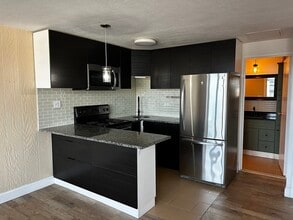 340 Main St in Melrose, MA - Foto de edificio - Building Photo