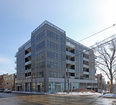 625 Queen St E Apartments