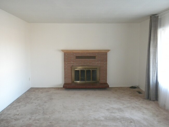 property at 1903 Fifth St