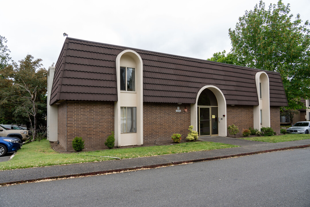 Laurel Park Condominiums in Kirkland, WA - Foto de edificio