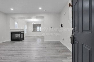 4674 Grand Strand Dr in Grove City, OH - Building Photo - Building Photo