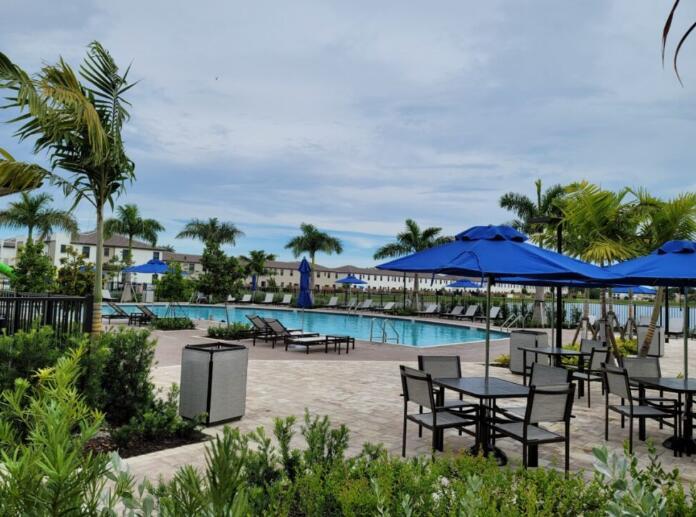 20756 NE 5th Ct in Miami, FL - Building Photo