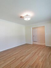 10307 Cedarhurst Dr in Houston, TX - Building Photo - Building Photo