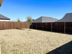 113 Arrow Wood Rd in Waxahachie, TX - Foto de edificio - Building Photo