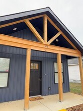 526 Gadsden Rd NW in Jacksonville, AL - Building Photo - Building Photo