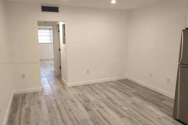 846 Lenox Ave. in Miami Beach, FL - Building Photo - Building Photo