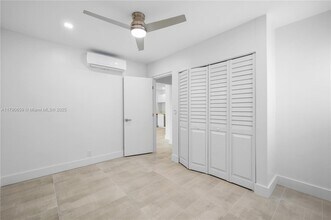 551 NE 26th St, Unit 3 in Wilton Manors, FL - Building Photo - Building Photo