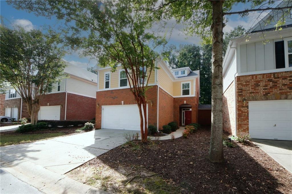 13940 Sunfish Bend in Alpharetta, GA - Building Photo