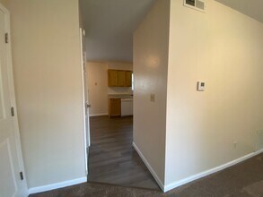 200 Vickie Lynn Ln in St. Robert, MO - Building Photo - Building Photo