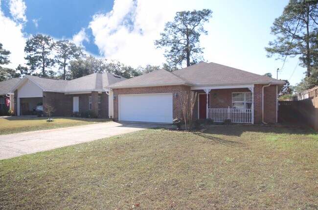 1684 Sycamore Ave in Niceville, FL - Building Photo - Building Photo