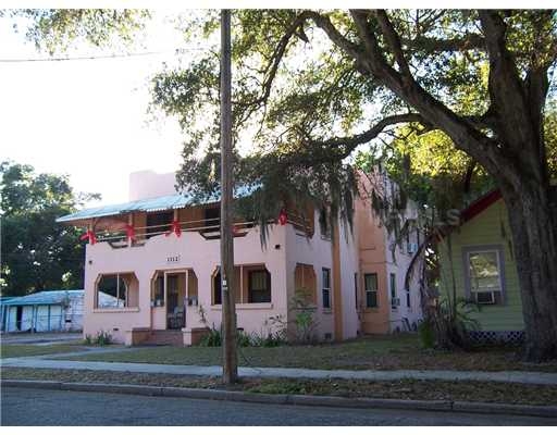 1112 16th St W in Bradenton, FL - Foto de edificio