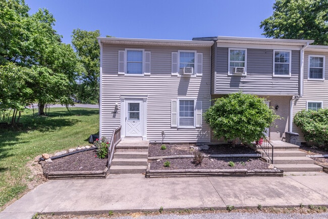 1635A W Amos Dr in Columbia, MO - Building Photo - Building Photo