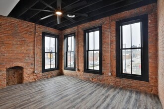 360 S Washington Ave in Columbus, OH - Building Photo - Building Photo