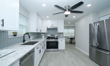 25607 Pecan Valley Cir in Spring, TX - Building Photo - Building Photo