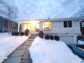 42 County St in Norwalk, CT - Building Photo