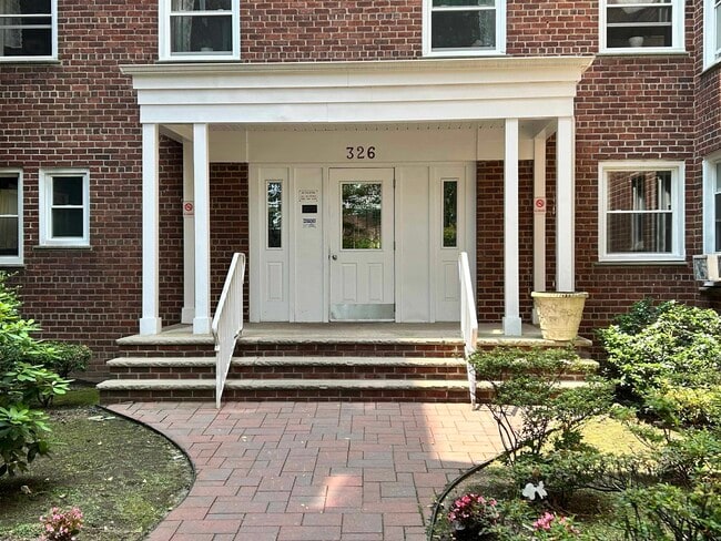 property at 326 Brg Plz N