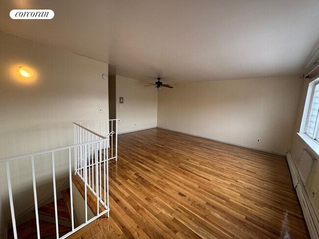 651 Evergreen Ave in Brooklyn, NY - Building Photo - Building Photo