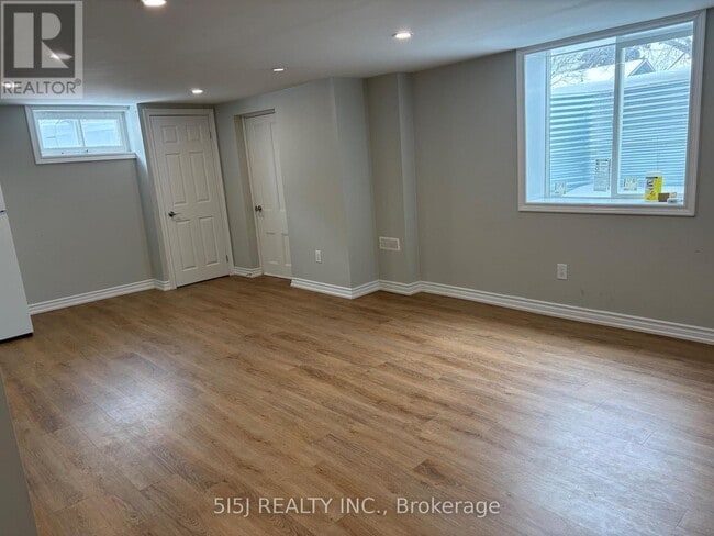 property at 473 Gibbons St