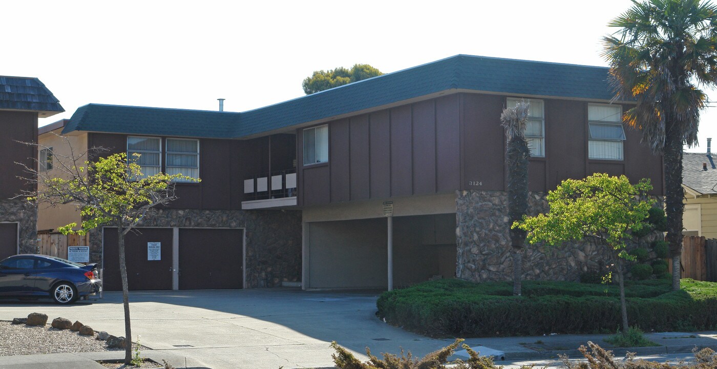 3124 Carlson Blvd in El Cerrito, CA - Foto de edificio