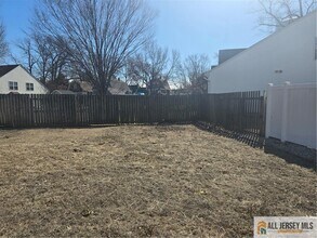 23 Maple St in Helmetta, NJ - Building Photo - Building Photo
