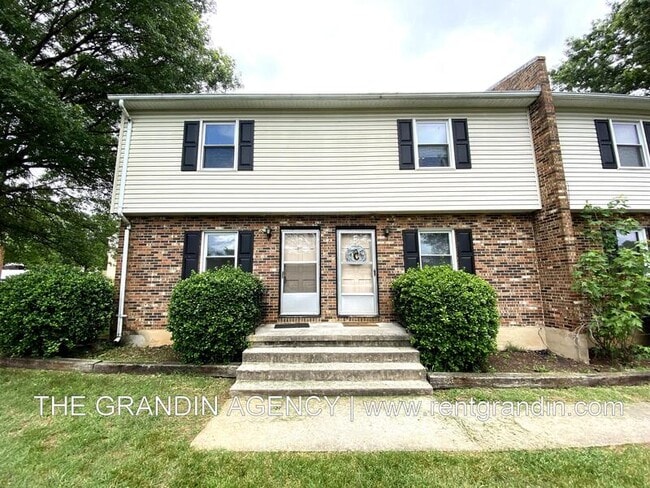 property at 2159 Mulberry St